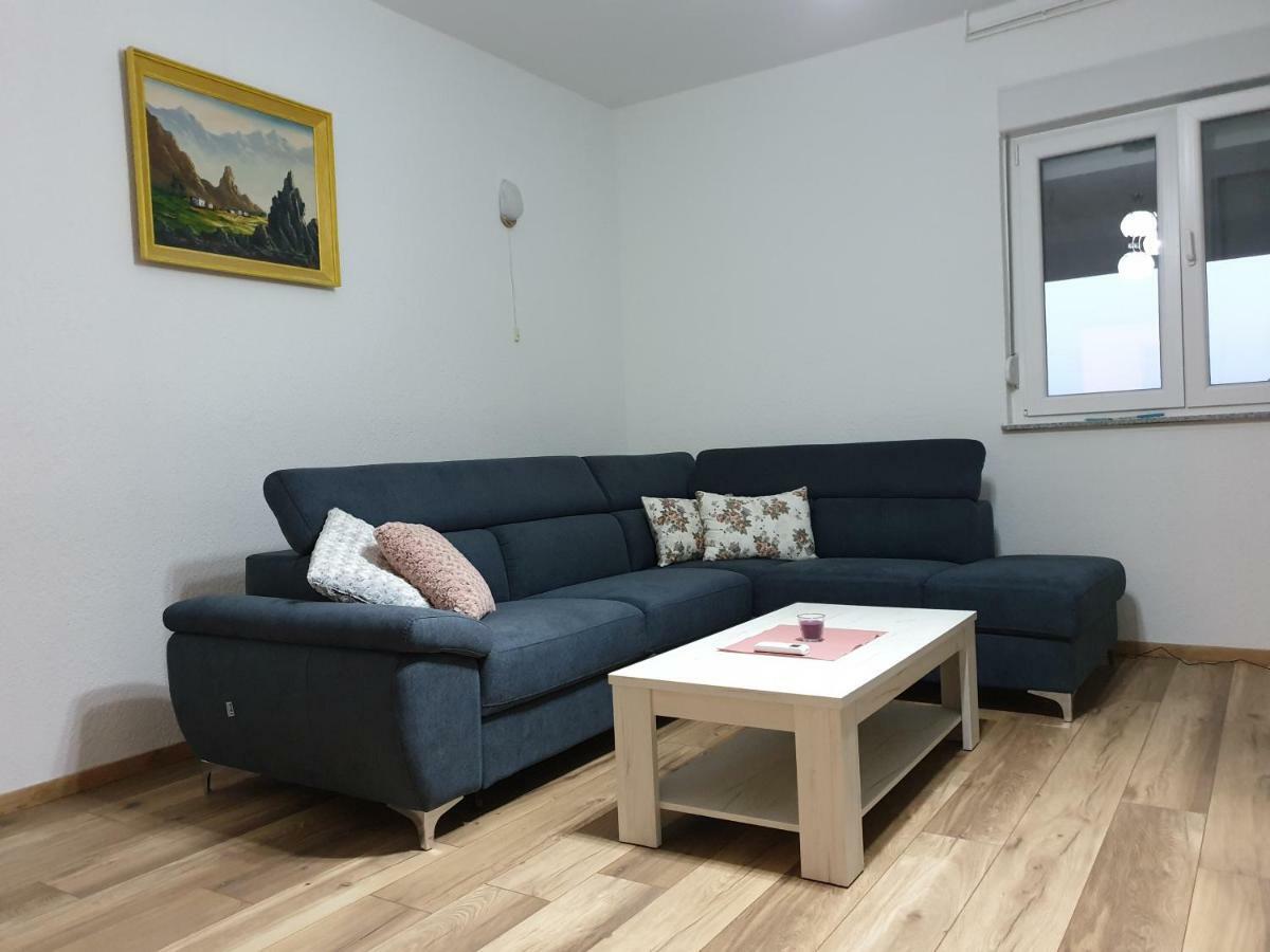 Apartment Kristina Vlašići Extérieur photo